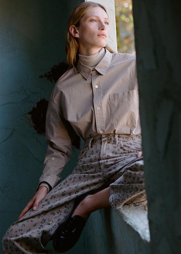 Gold Sign Kayla Shirt In Sandatlas