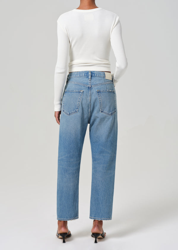 Gold Sign Natalia Jean In Chronicle