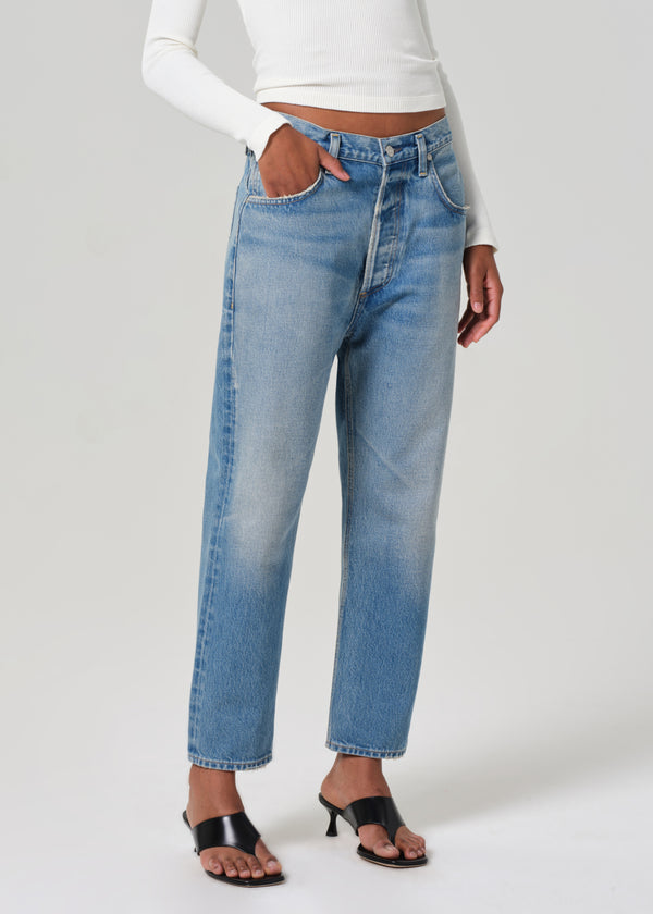 Gold Sign Natalia Jean In Chronicle