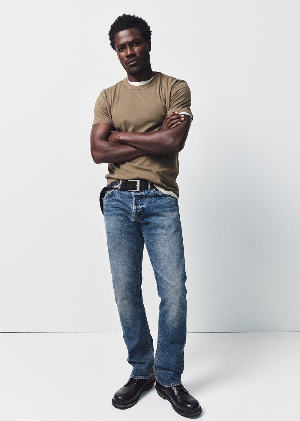 gold sign Rigid Fifty In Dark Vintage