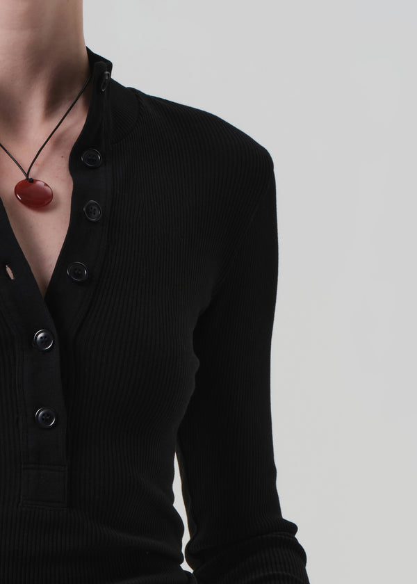 Gold Sign Sheena Henley In Black