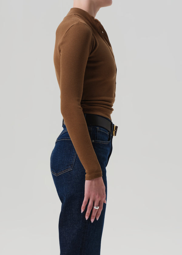 Gold Sign Sheena Henley In Manuka