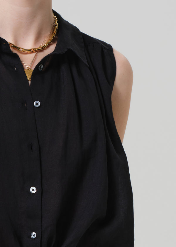 Gold Sign Sleeveless Ambrose Top In Black