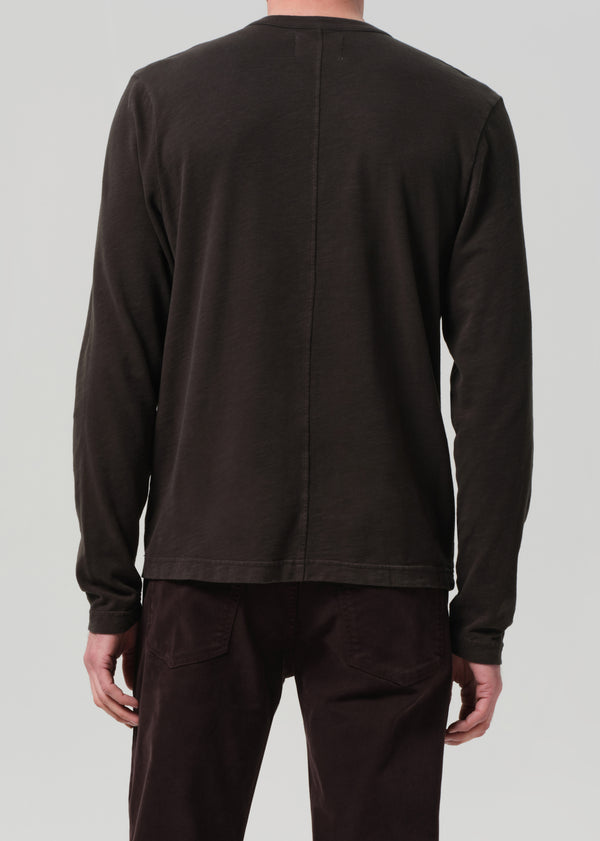 Gold Sign Three Button Henley In Forest