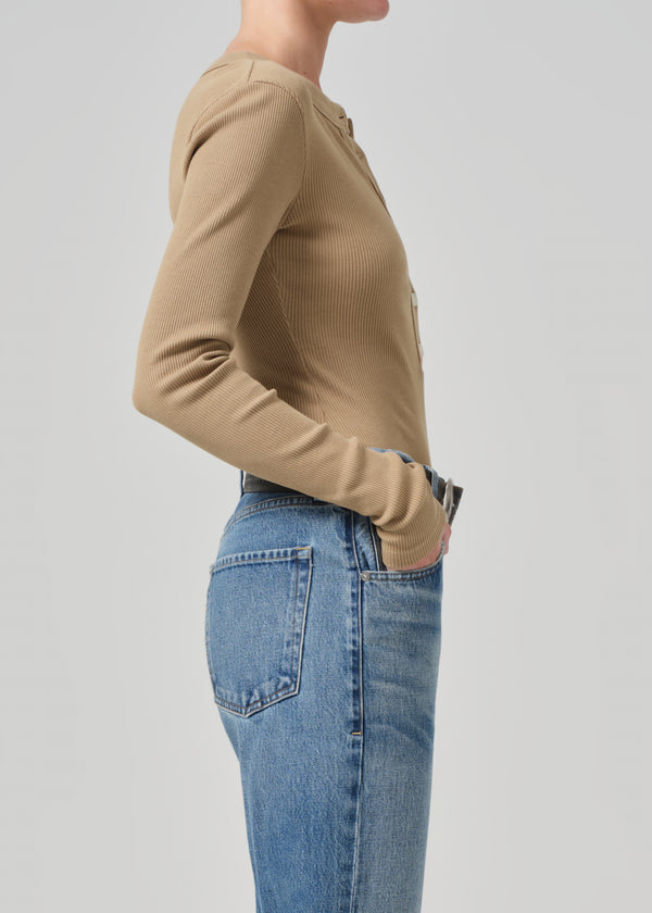 Gold Sign Varra Henley In Sandie