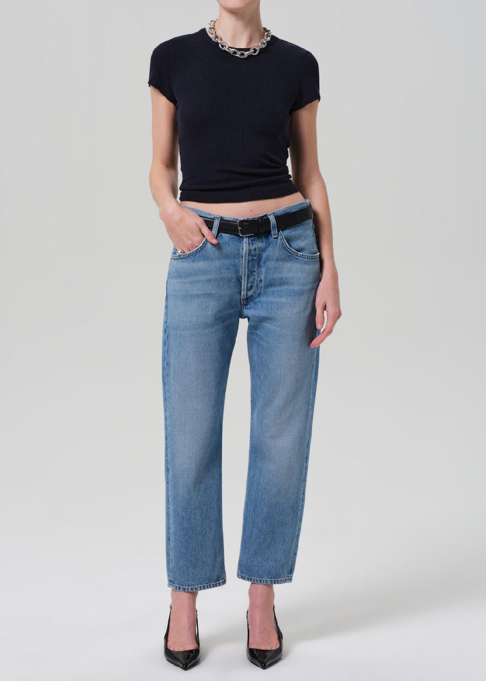 gold sign Winslow Boyfriend In Telegraph