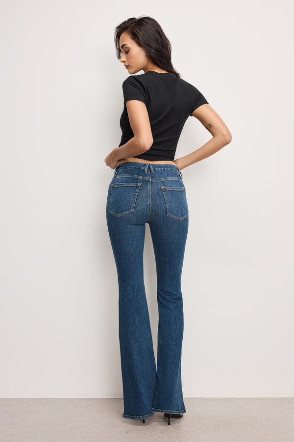 Good American GOOD LEGS FLARE JEANS