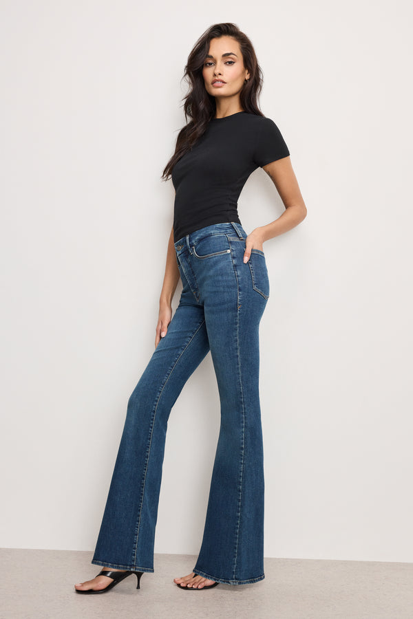 good american GOOD LEGS FLARE JEANS
