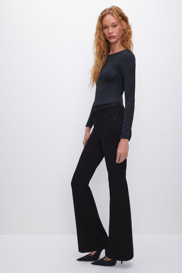 Good American GOOD LEGS FLARE NEVER FADE JEANS