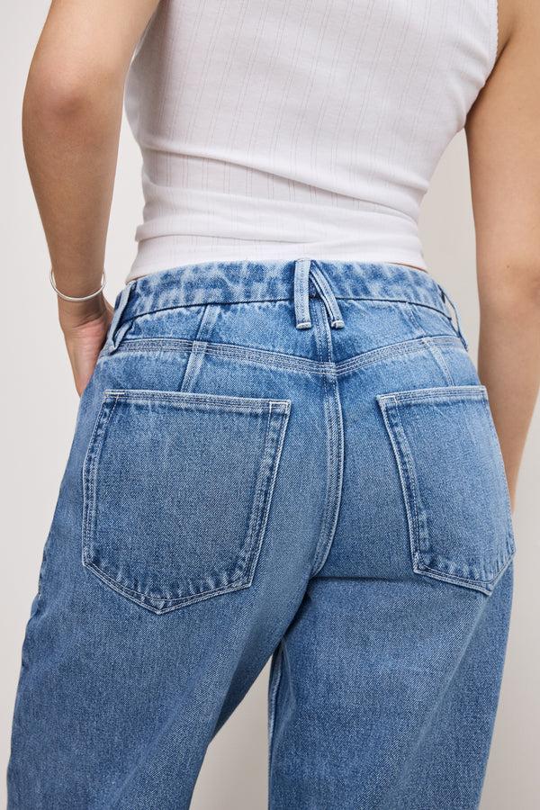 Good American GOOD PETITE 90S RELAXED JEANS