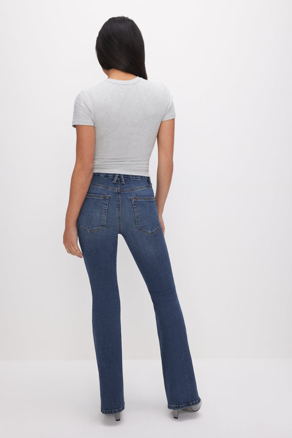 Good American GOOD PETITE FLARE JEANS