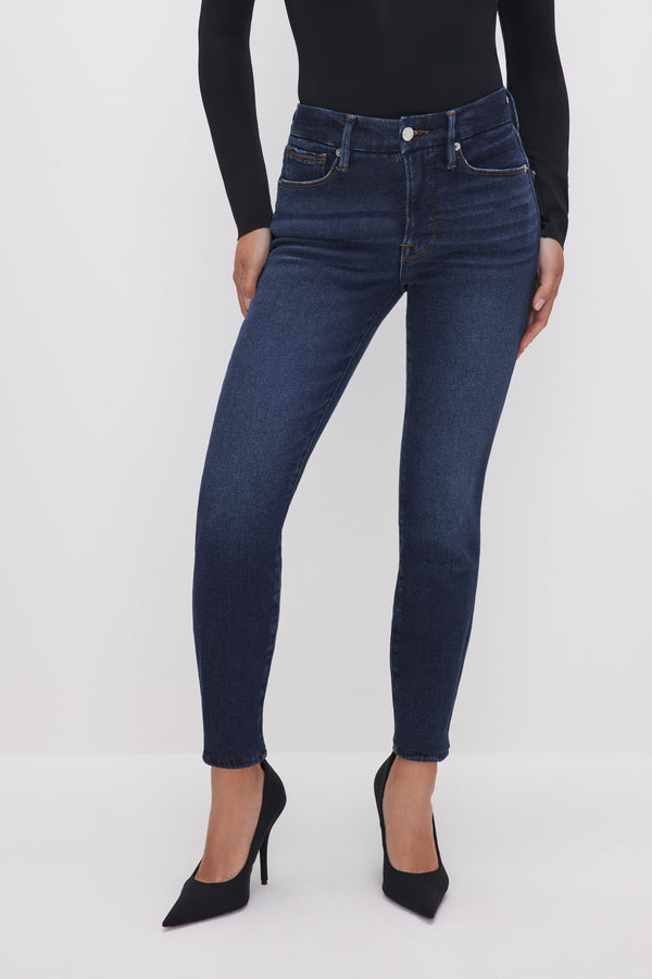 Good American GOOD PETITE SKINNY JEANS