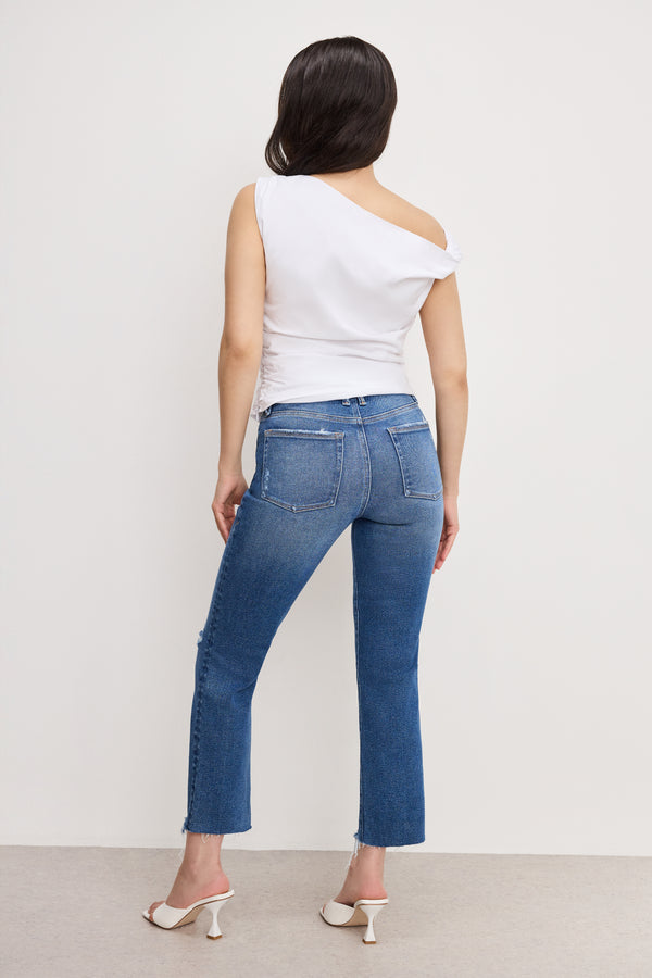 Good American GOOD PETITE STRAIGHT JEANS