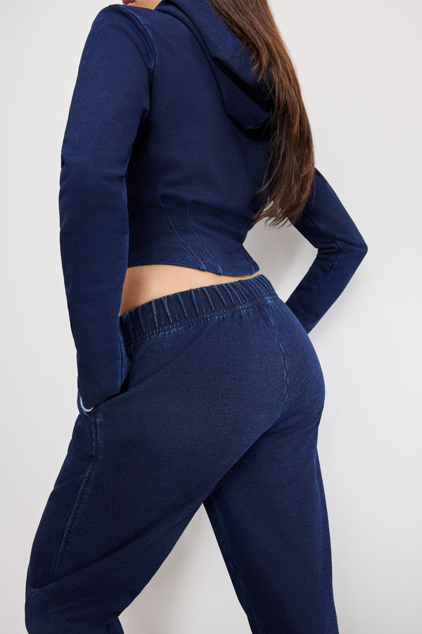 Good American JEANIUS BOYFRIEND SWEATPANTS