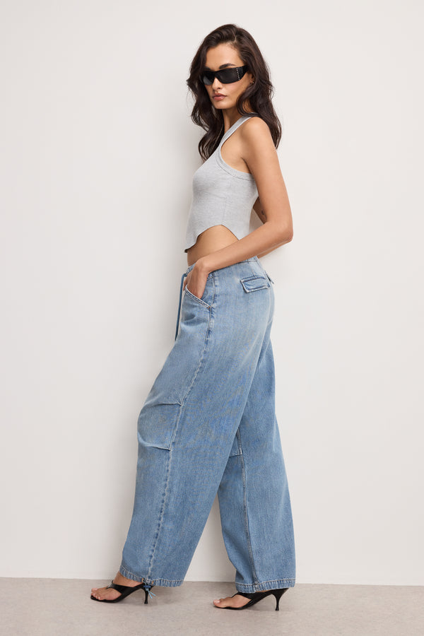 Good American LITE LINEN DENIM PARACHUTE PANTS