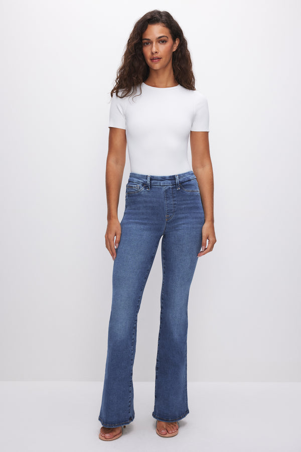 good american POWER STRETCH PULL-ON FLARE JEANS