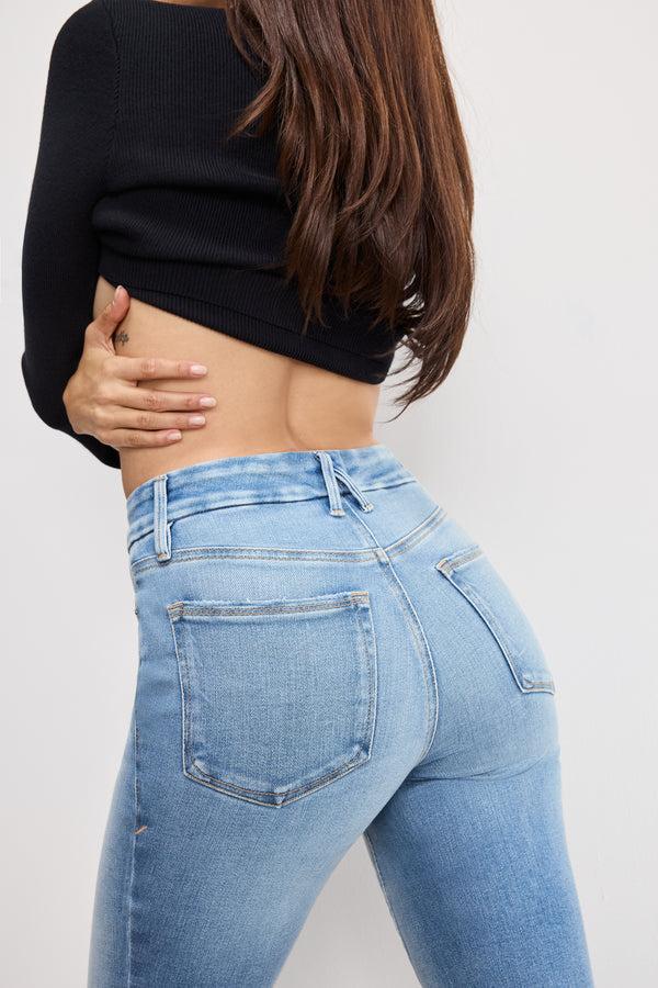 Good American SOFT TECH GOOD LEGS FLARE JEANS