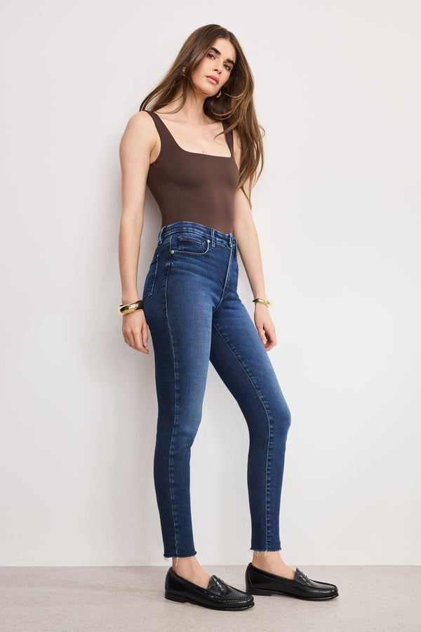 Good American SOFT TECH GOOD LEGS SKINNY JEANS
