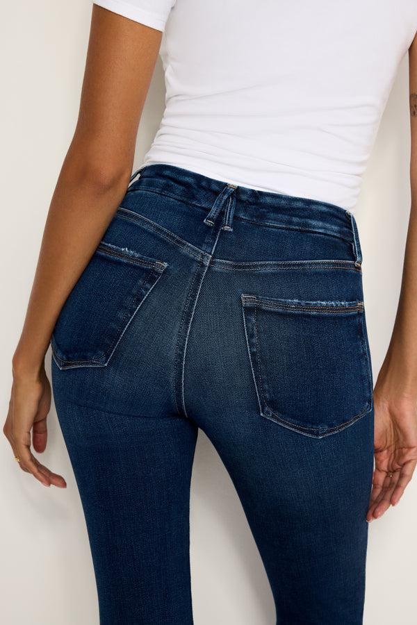 Good American SOFT-TECH GOOD LEGS STRAIGHT JEANS
