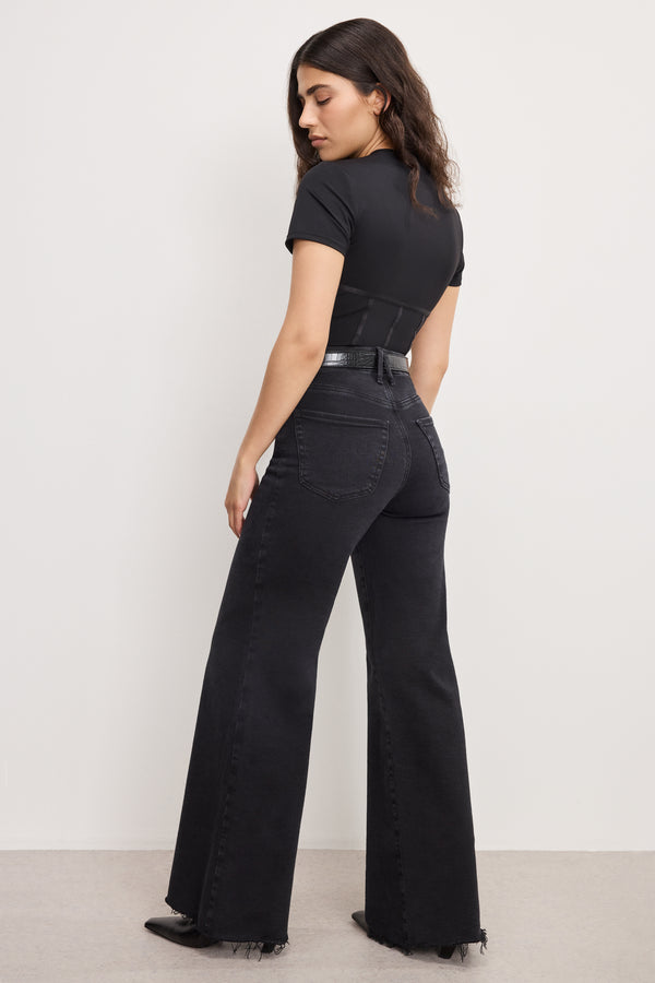 Good American SOFT TECH GOOD PETITE PALAZZO JEANS