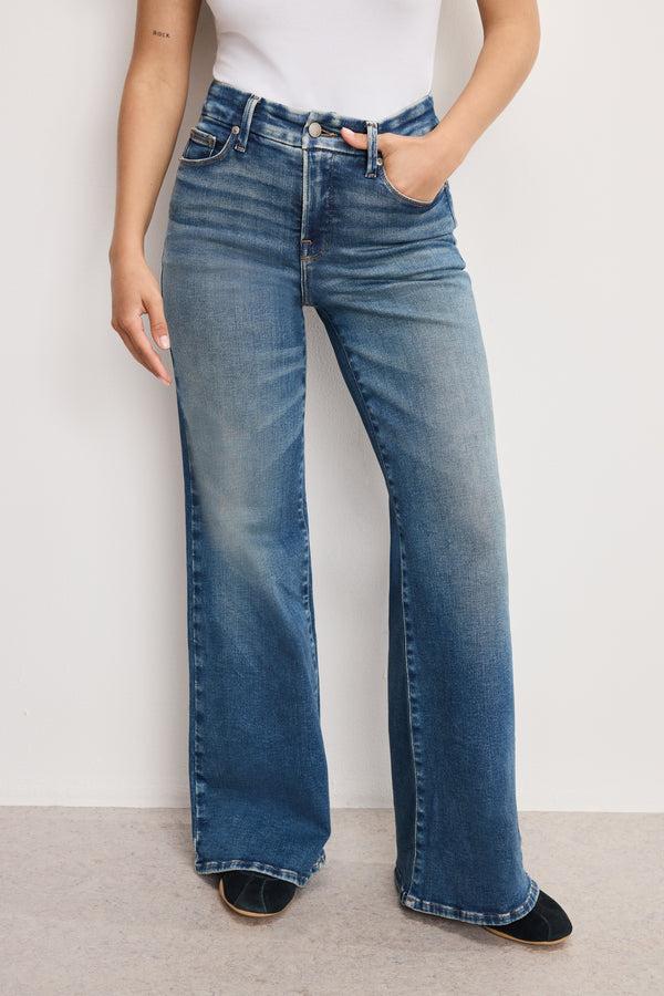Good American SOFT TECH GOOD PETITE PALAZZO JEANS