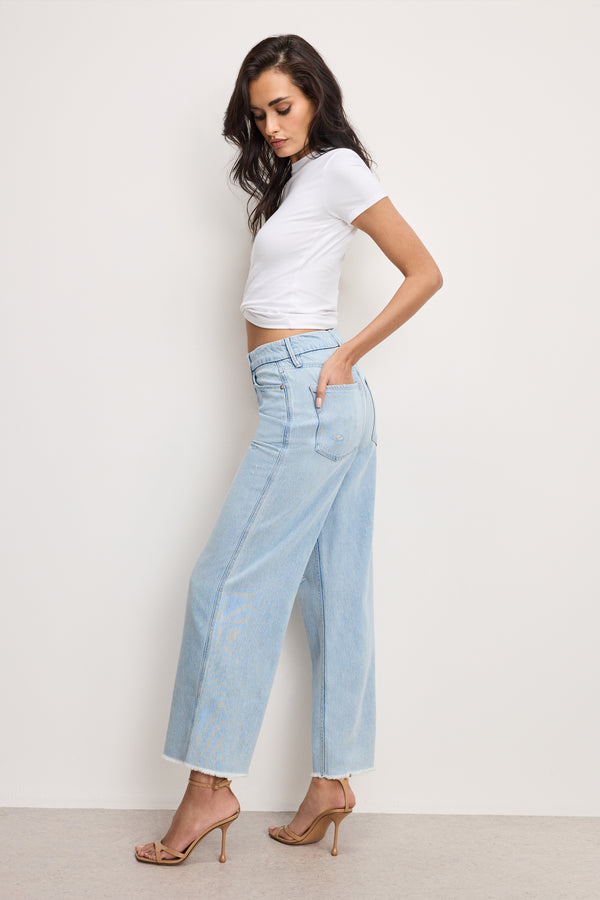 Good American WEIGHTLESS GOOD SKATE WIDE CROPPED JEANS