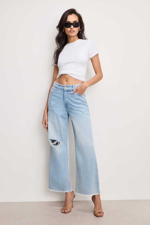 good american WEIGHTLESS GOOD SKATE WIDE CROPPED JEANS