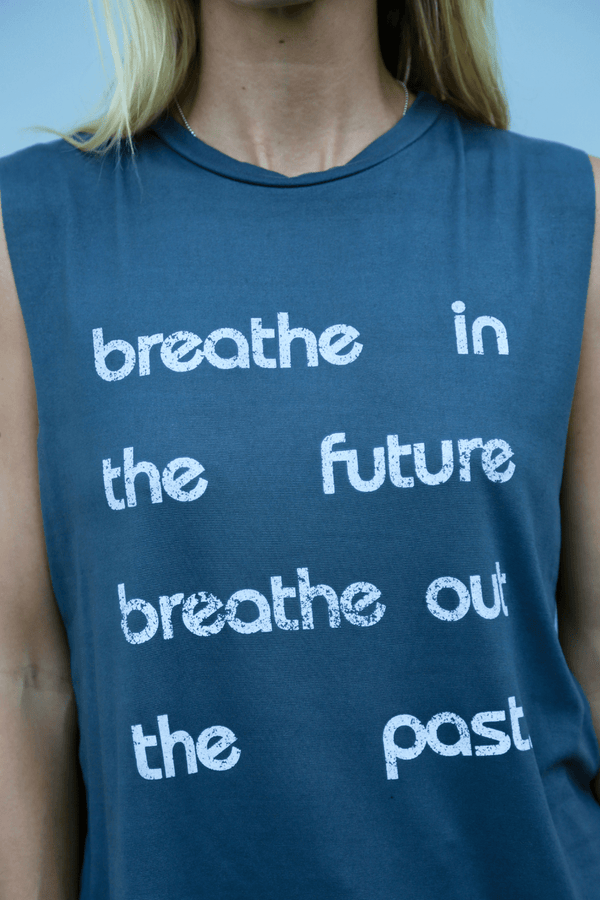Good Hyouman The Lili Active Crop - BREATHE IN THE FUTURE