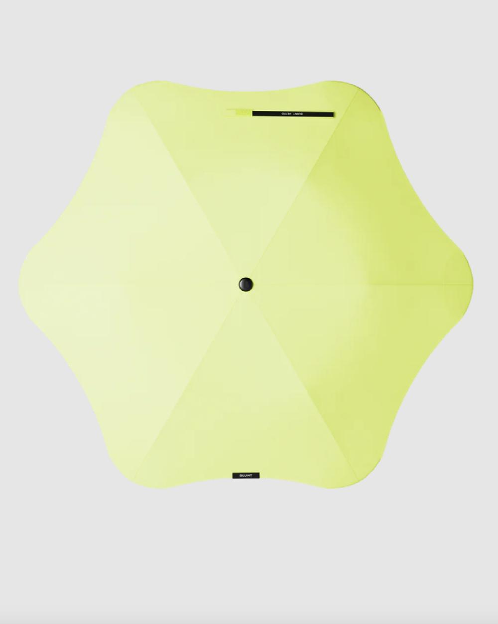 good thing Blunt Metro UV Umbrella - Lime Sorbet