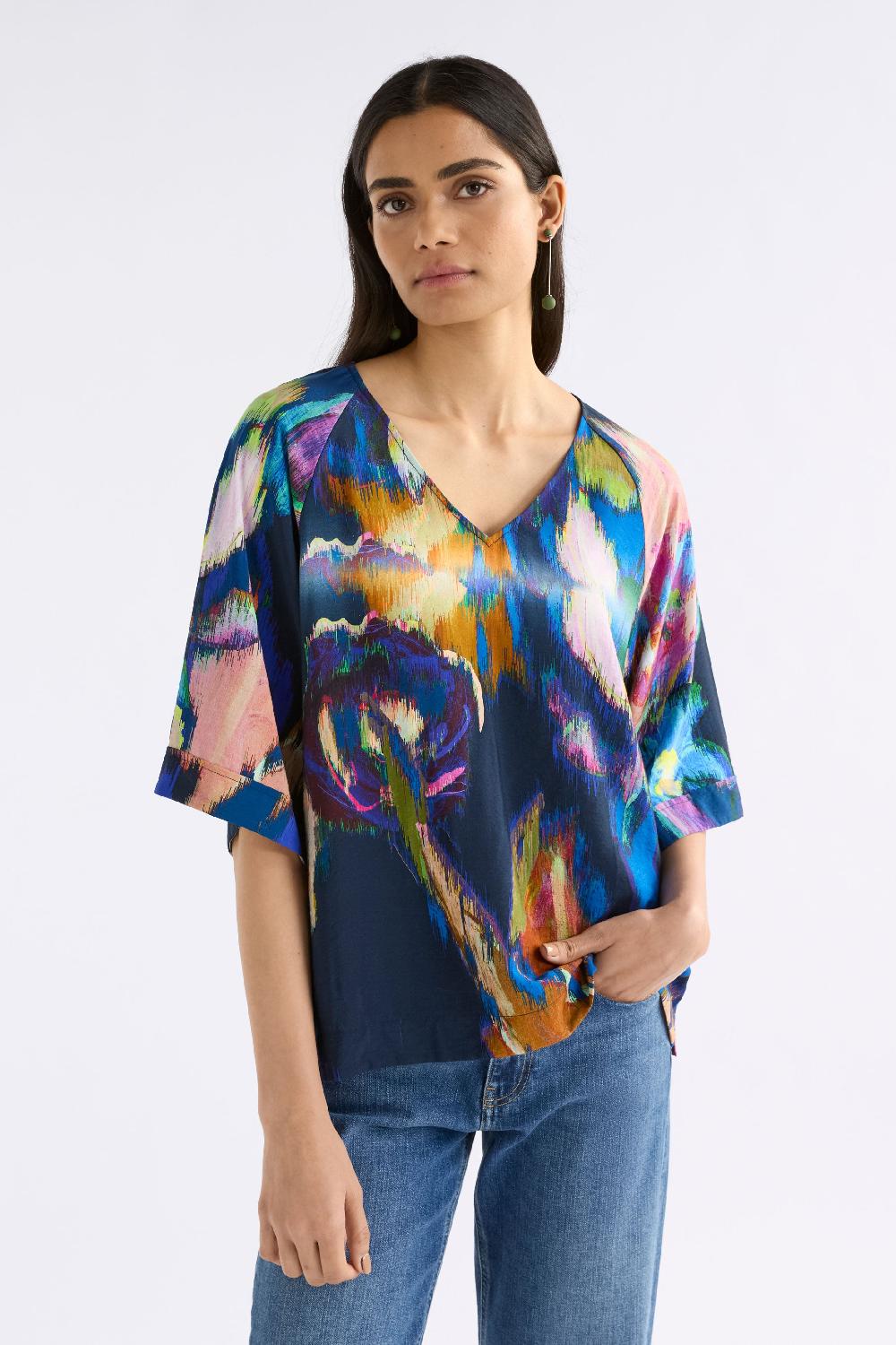 good thing Elk Moda V Neck Top - Vaara Print