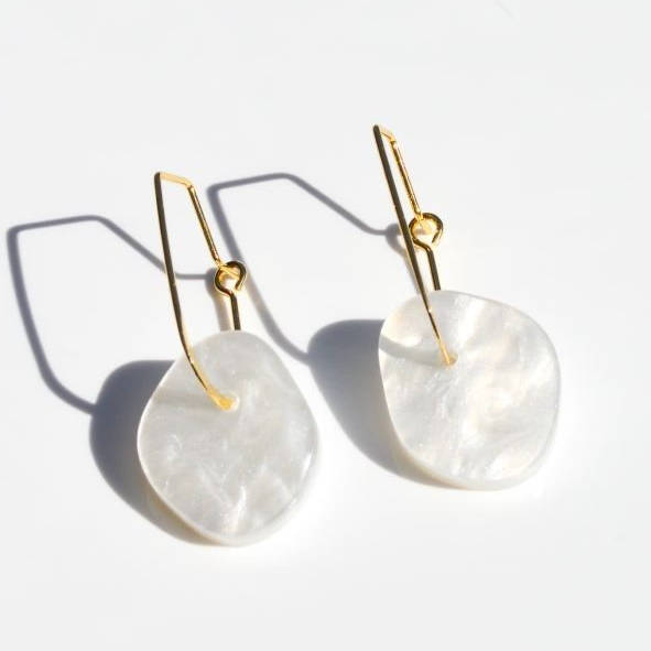 good thing Hagen & Co Luna Earrings - Pearl