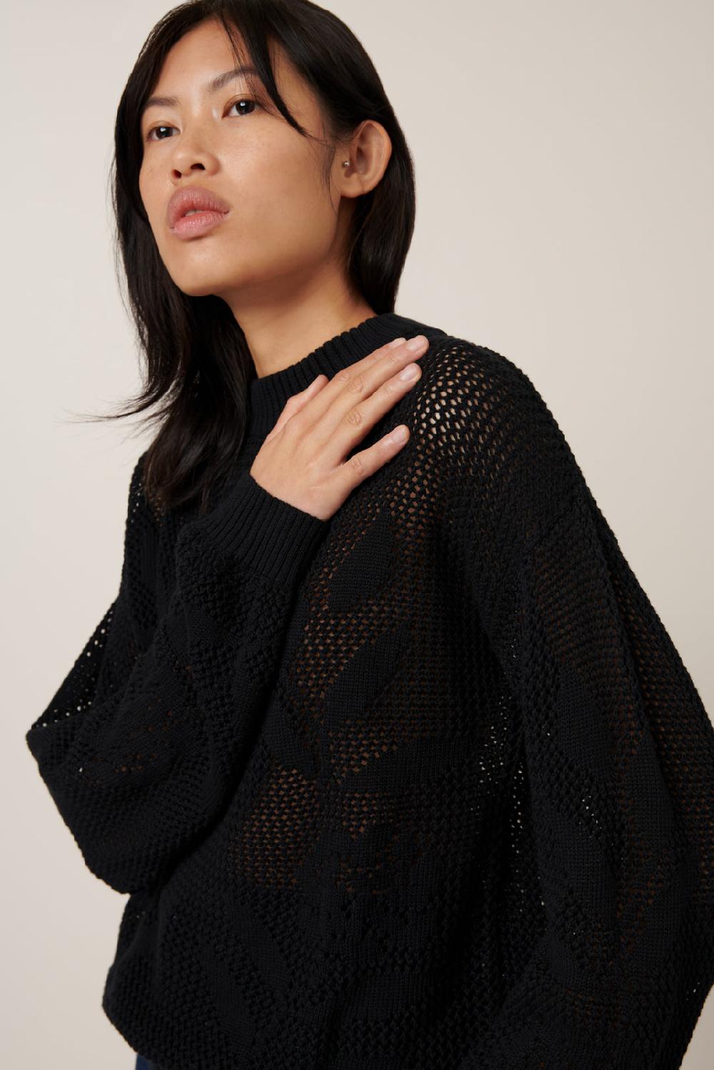 Good Thing Kowtow Amalie Crew - Black