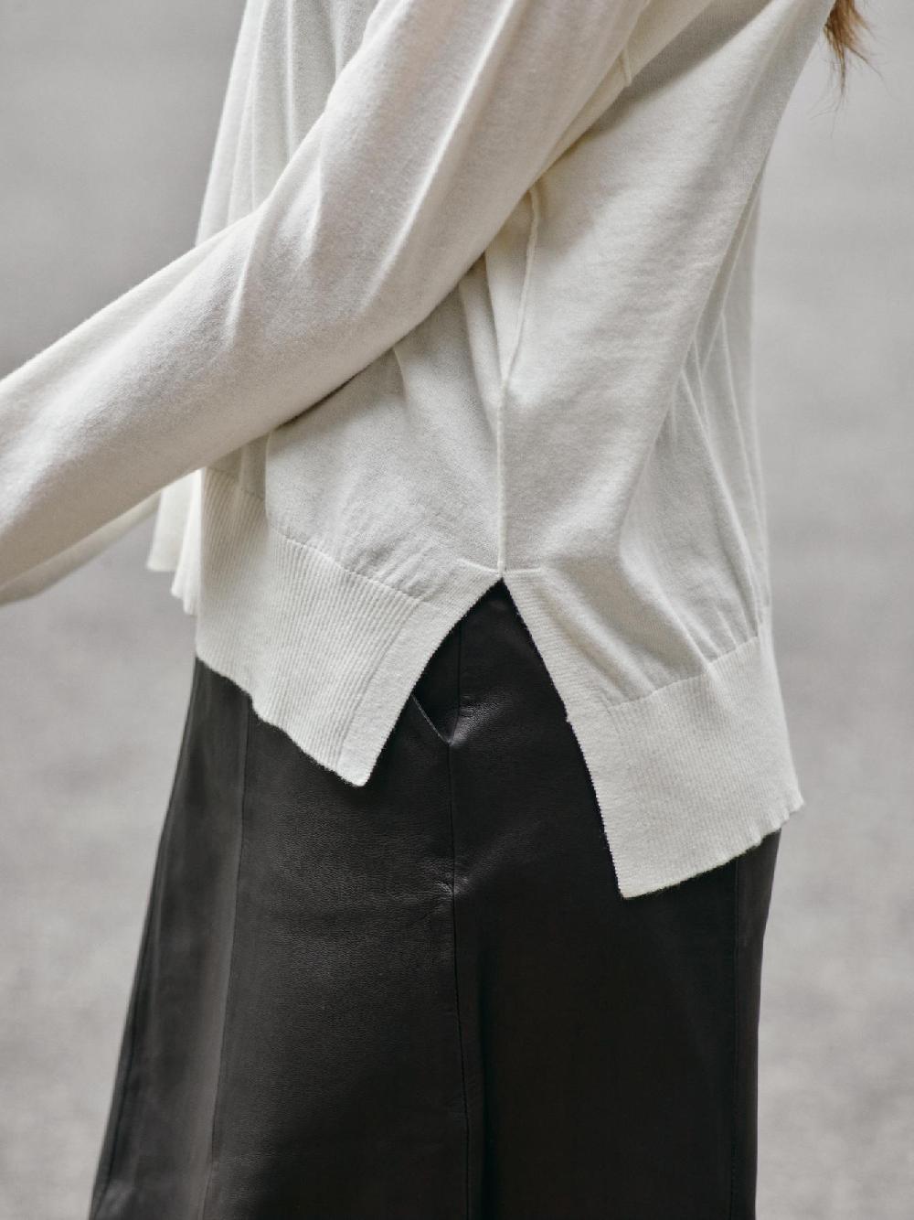 Good Thing Mos Mosh Tani V-Neck Knit - Ecru