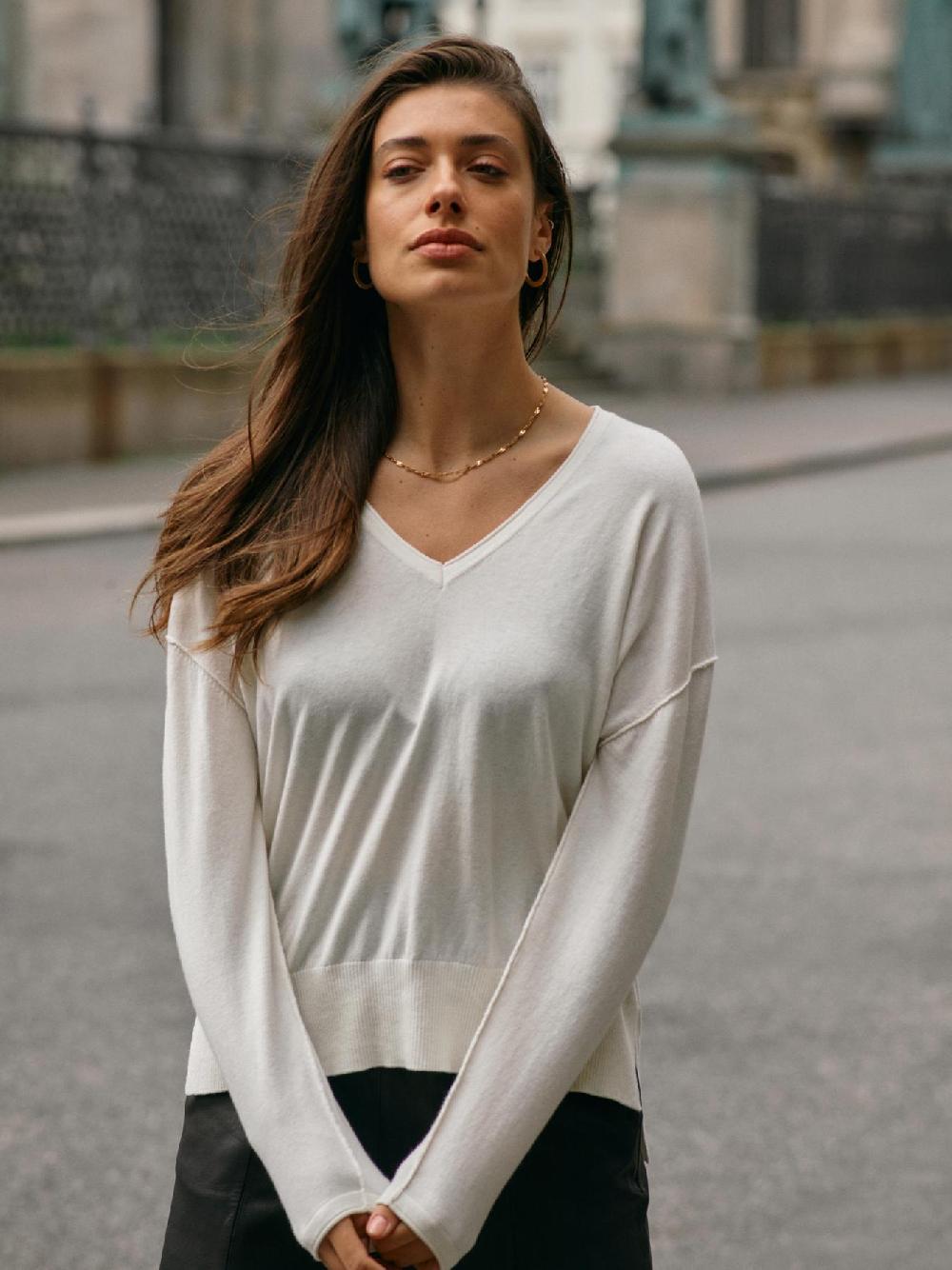 good thing Mos Mosh Tani V-Neck Knit - Ecru