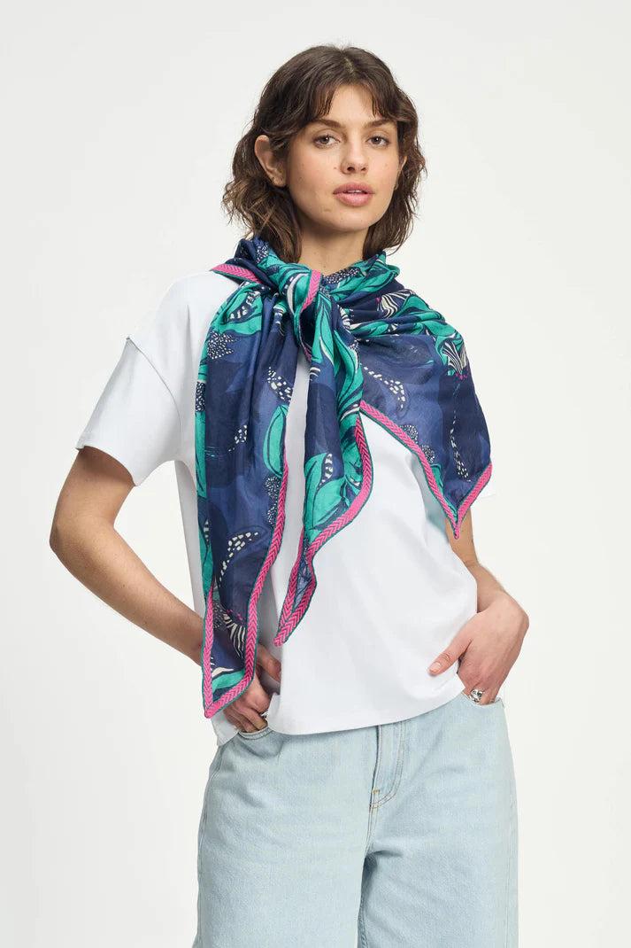 good thing POM Amsterdam Shawl - Delicacy Green