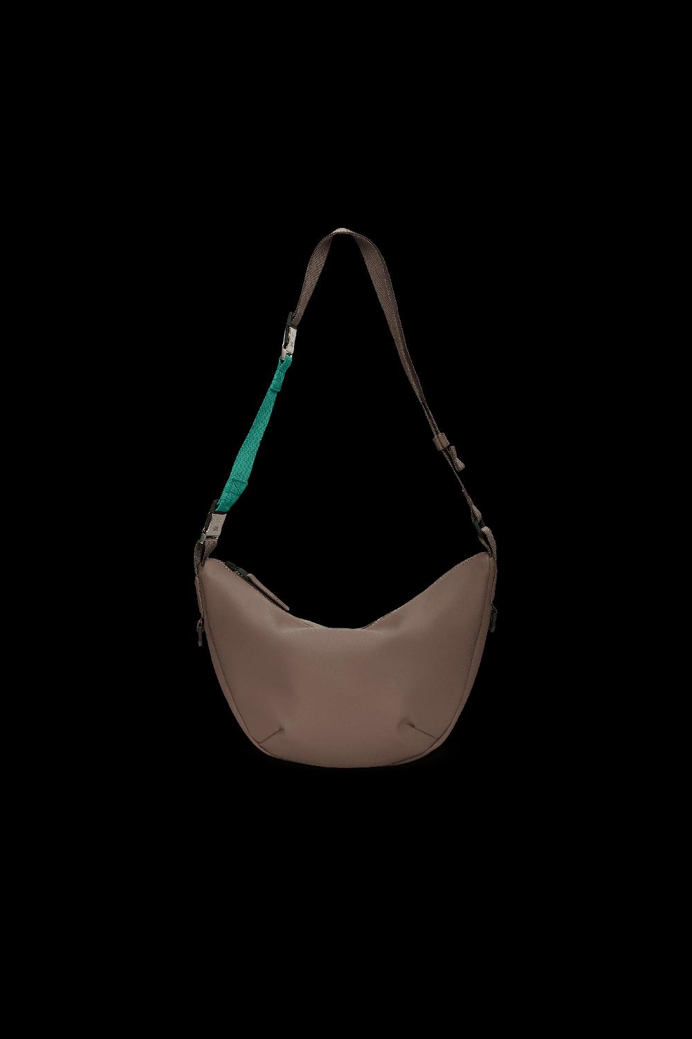 Good Thing Rains Valera Shoulder Bag 14670 - Shade