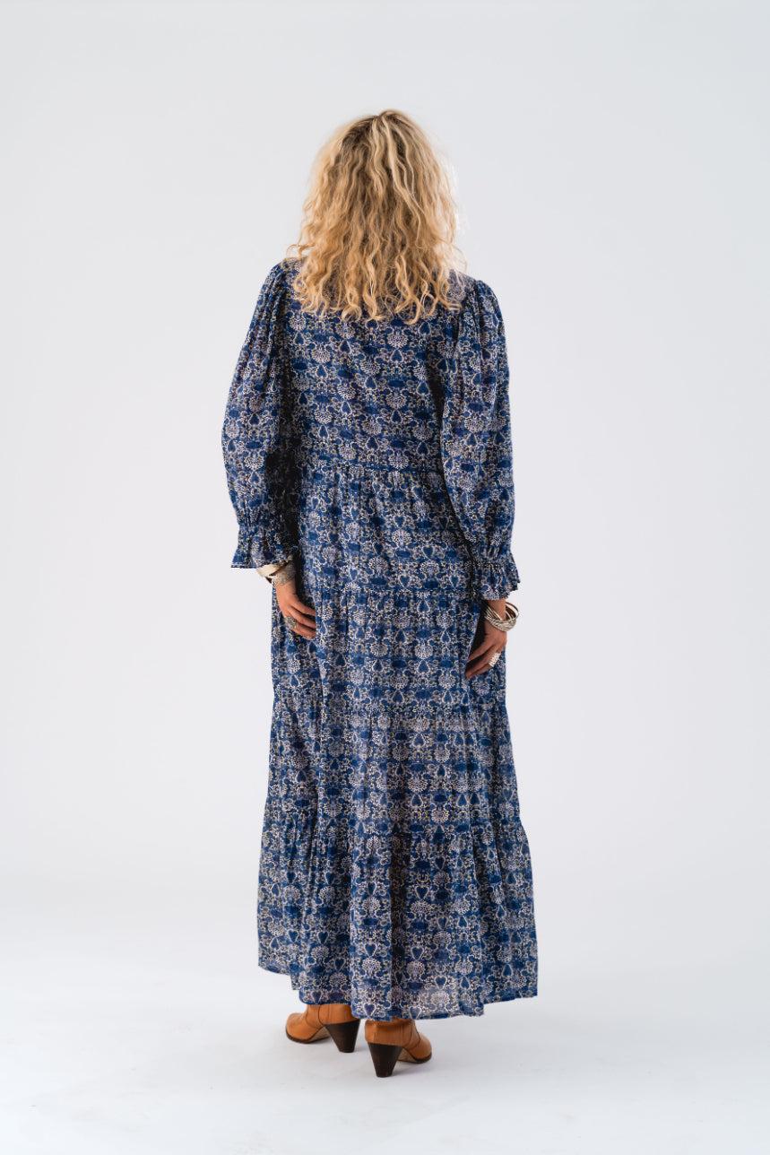 Good Thing Lollys Laundry Evelyn Maxi Dress - Blue Flower