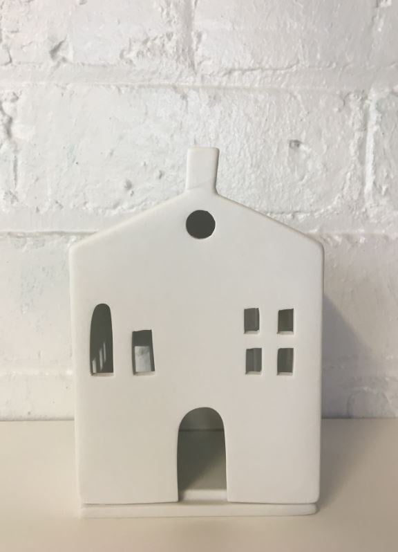 Good Thing Rader 11 Xmas House With Wide Rounded Door