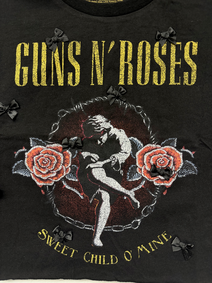 Goodie Two Sleeves Guns N Roses Ribbon Fashion Crop Top