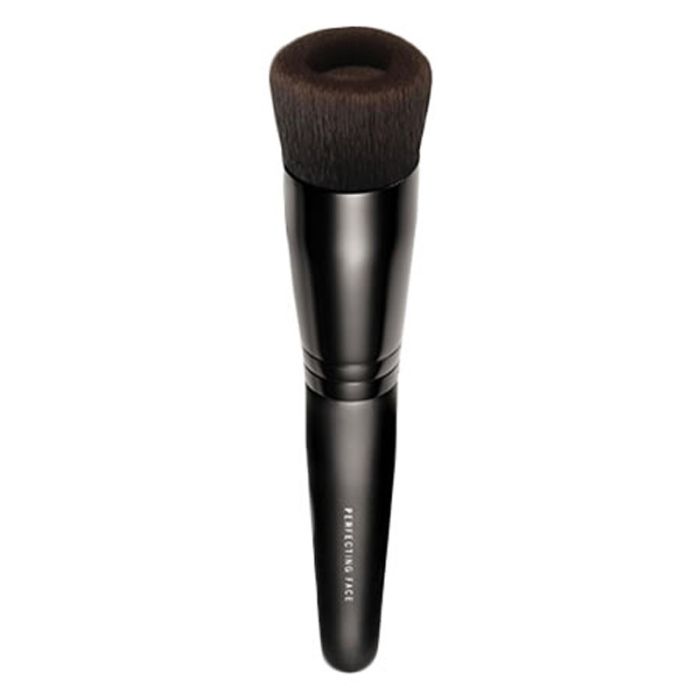 gorgeous bareMinerals Perfecting Face Brush