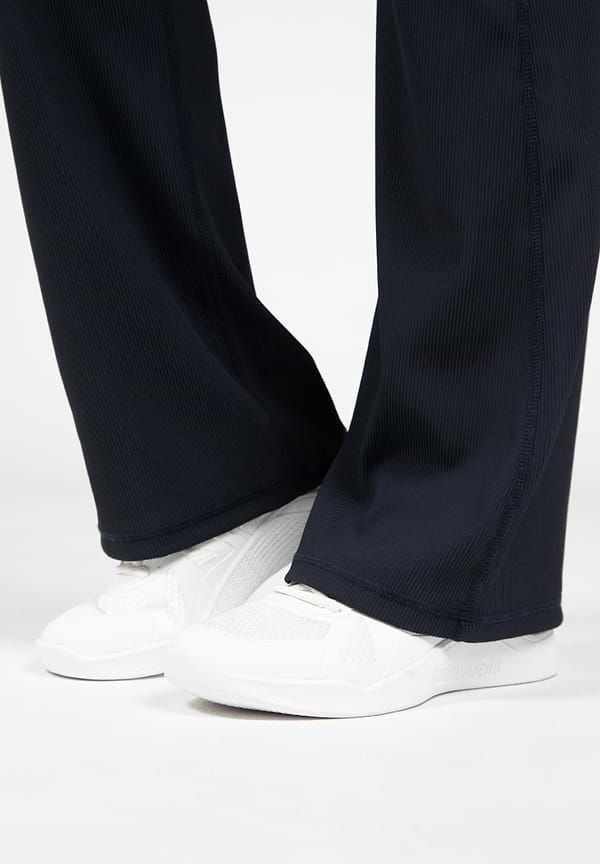 Gorilla Wear Carmen Flared Leggings - Black