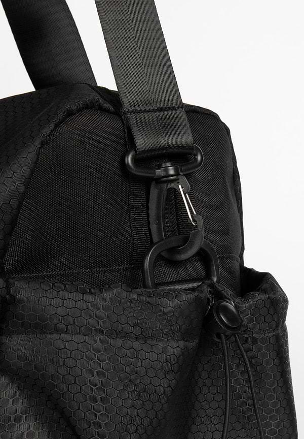 Gorilla Wear GWEAR EVERYDAY GYM BAG-BLACK