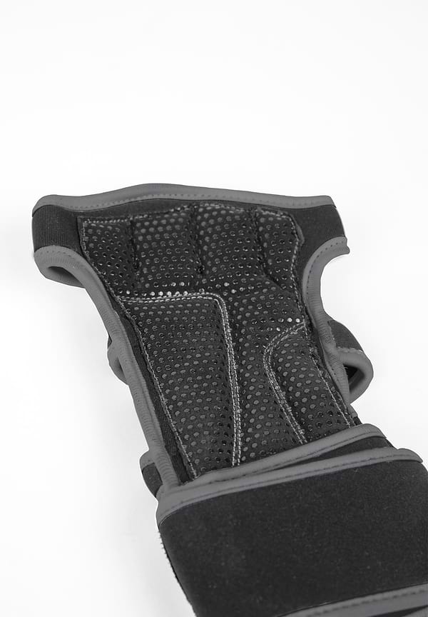 Gorilla Wear Yuma Workout Gloves - Black/Gray
