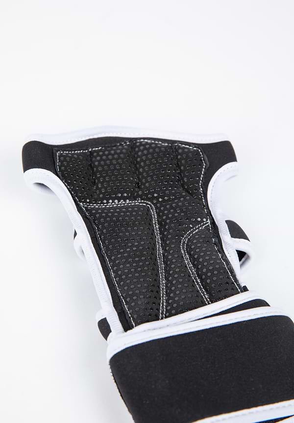 Gorilla Wear Yuma Workout Gloves - Black/White