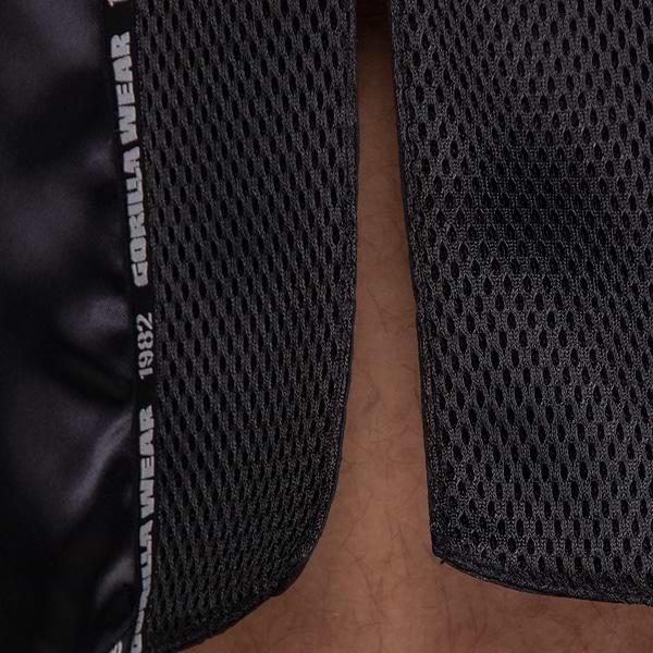 Gorilla Wear Murdo Muay Thai / Kickboxing Shorts - Black/Gray