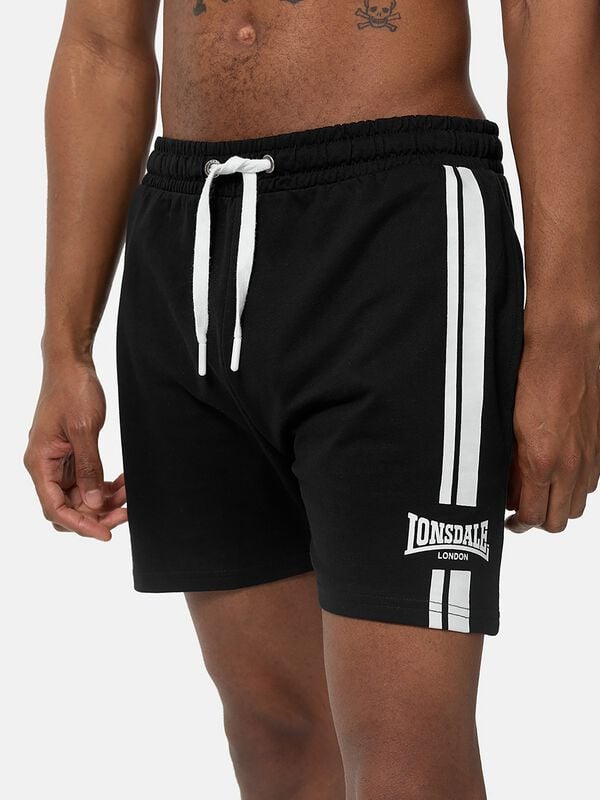 Gothicana By Emp "ARDCHARNICH" Shorts Black By Lonsdale London