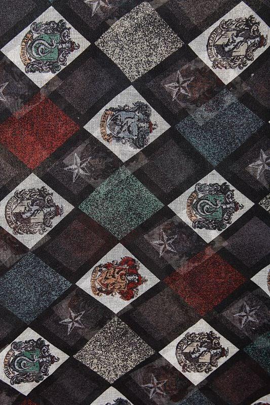 Gothicana By Emp "Crest" Cloth Multicolour By Harry Potter