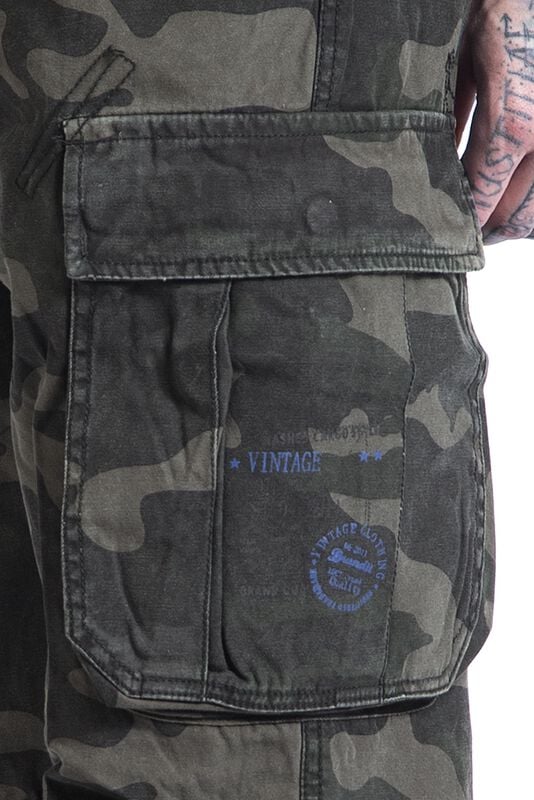 Gothicana By Emp "Industry Vintage 3/4" Shorts Dark Camo By Brandit