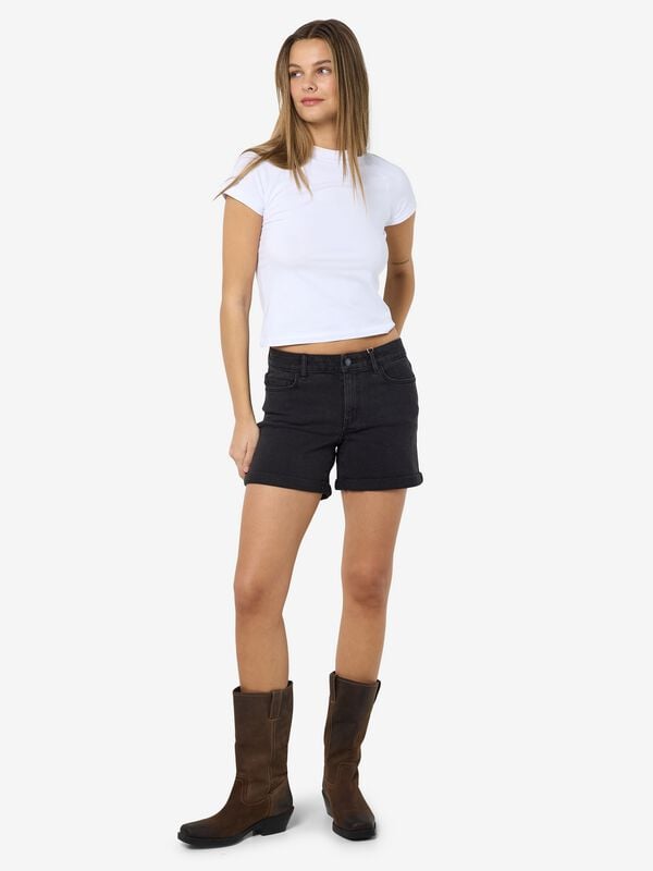 Gothicana By Emp "NMDEBBY NW SLIM SHORTS VI519BL NOOS" Shorts Black By Noisy May