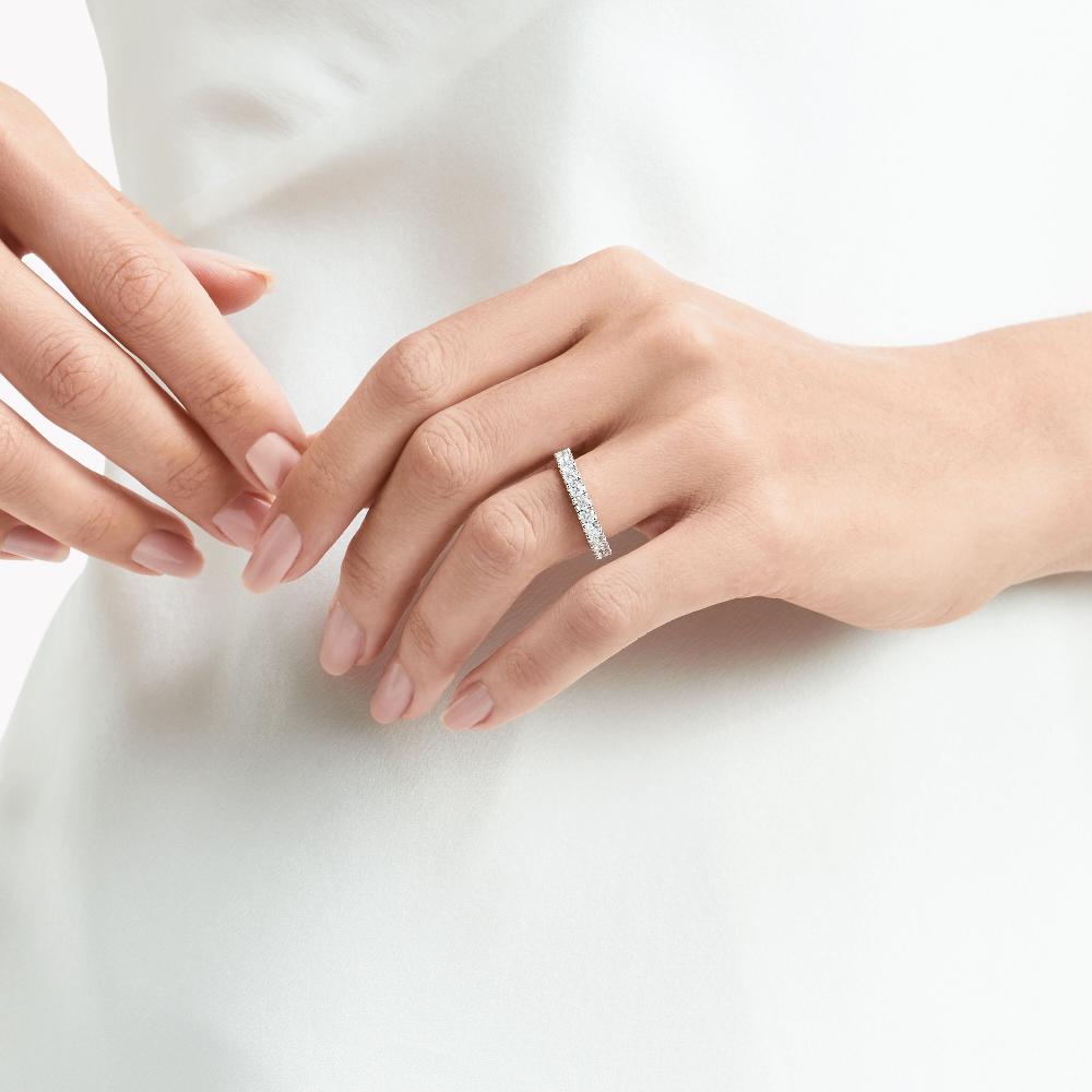 Graff Fragrances Castle Set Round Diamond Wedding Band